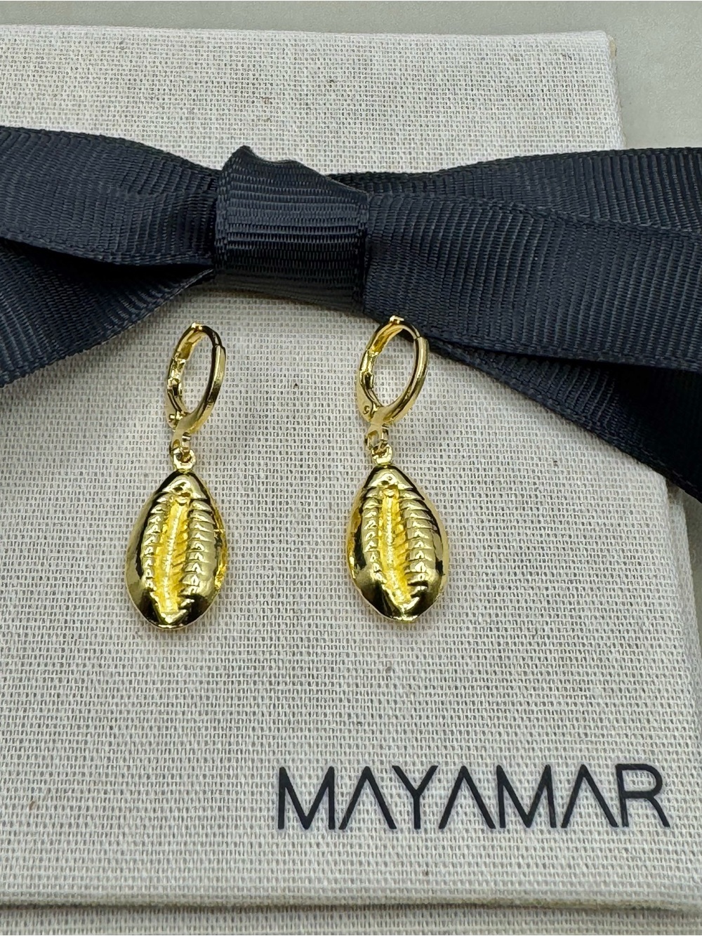 NEW Mayamar Bali Huggies Shell Earrings 24K Gold Plated - Picture 3 of 4
